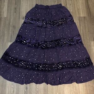 gorgeous dark purple velvet embroidered maxi skirt! 🪻🖤